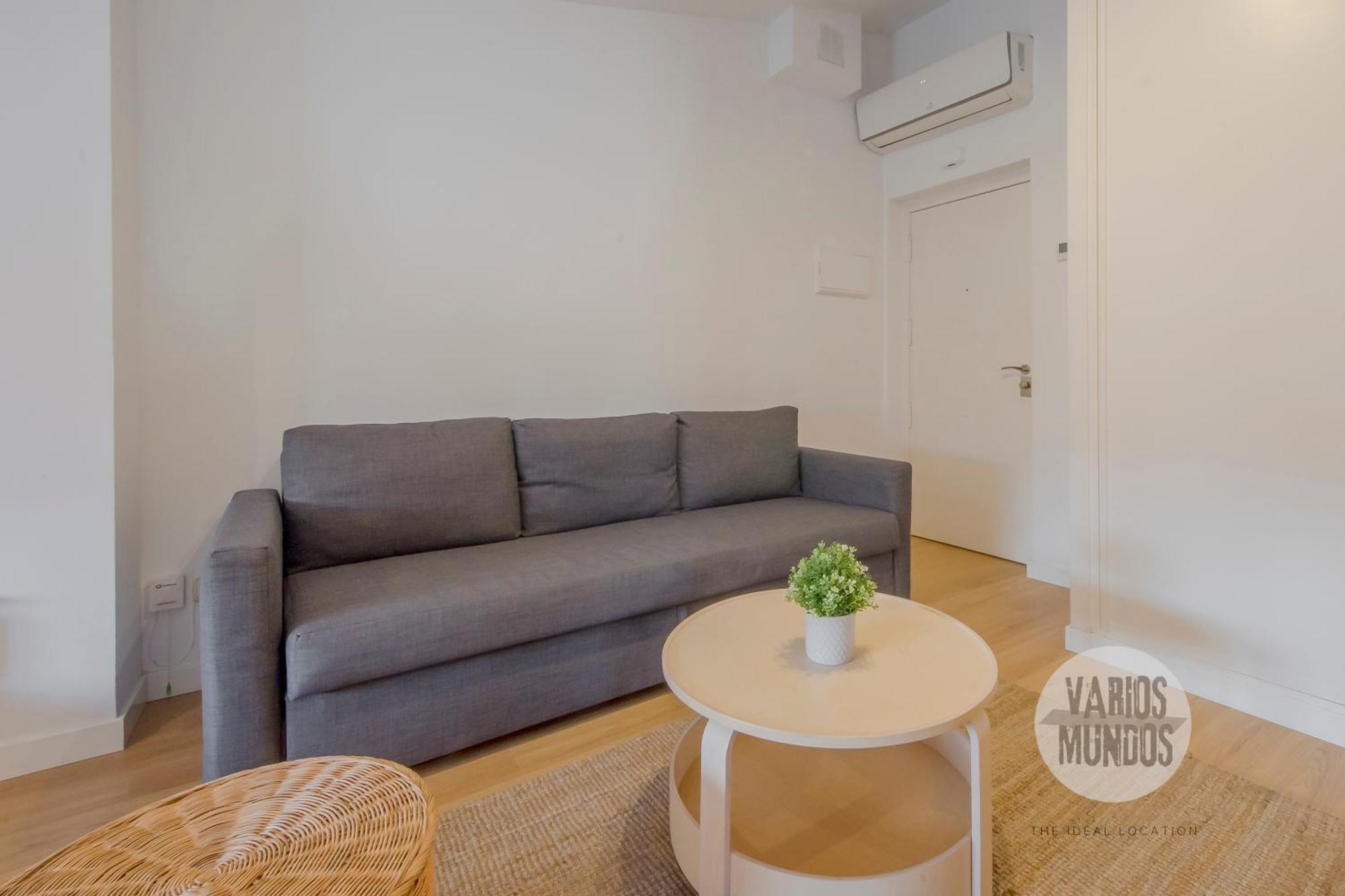 Retiro Para 3 En Sol, Conoce Concepcion Jeronima Madrid Buitenkant foto